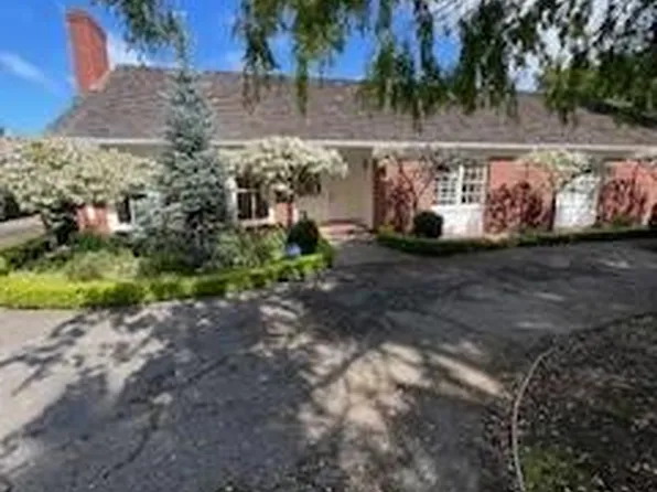 1255 Armsby Dr, Hillsborough, CA 94010