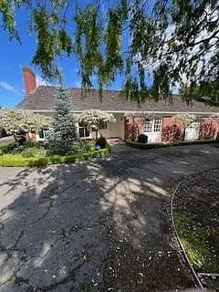 1255 Armsby Dr photo 1