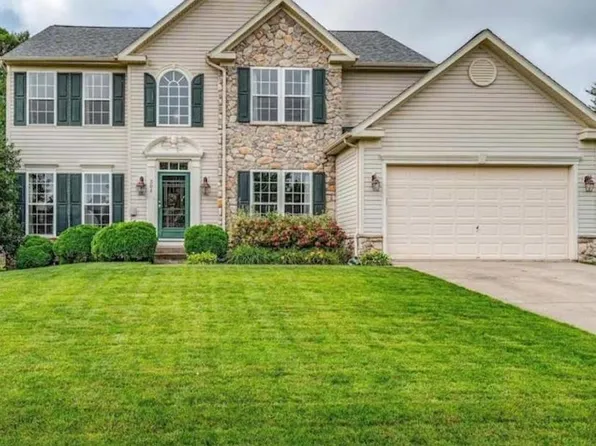 304 Furlong Cir, Egg Harbor Township, NJ 08234