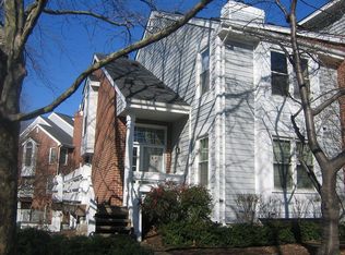 3152G Covewood Ct, Falls Church, VA 22042