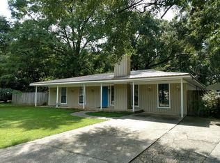 209 Lafayette Dr, Saraland, AL 36571