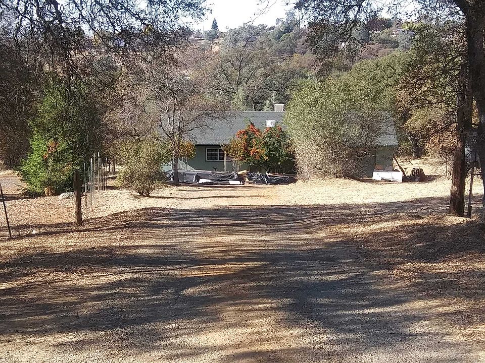 1st image of 123 Valley View Dr