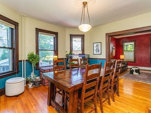 4th image of 40 Ivory St