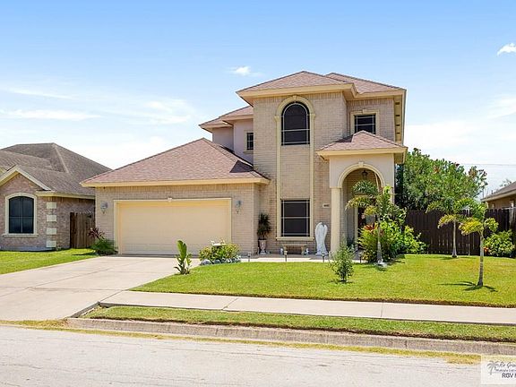 2nd image of 4680 Larkspur Dr