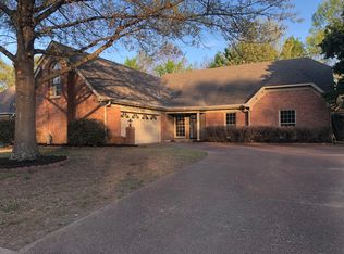 2020 Kings Cross Ln, Cordova, TN 38016