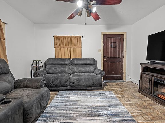 5th image of 9201 Farmer Rd