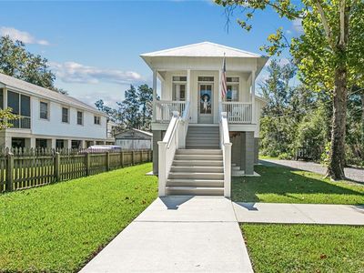 701 Morgan St, Madisonville, LA, 70447
