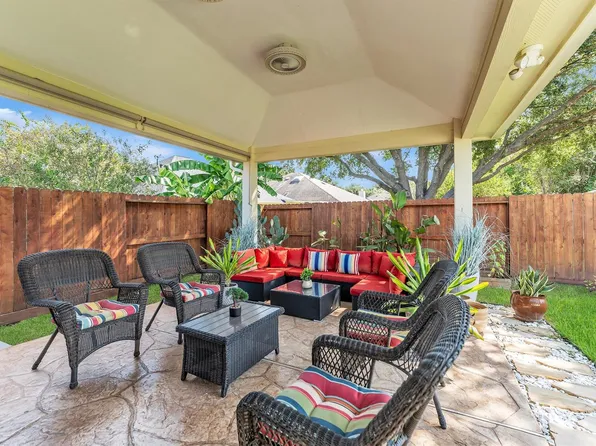 7318 Crestbury Ln, Cypress, TX 77433