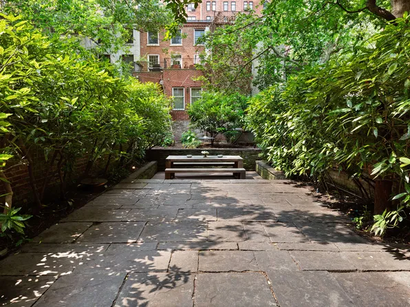 456 West 25th Street image 13 of 21