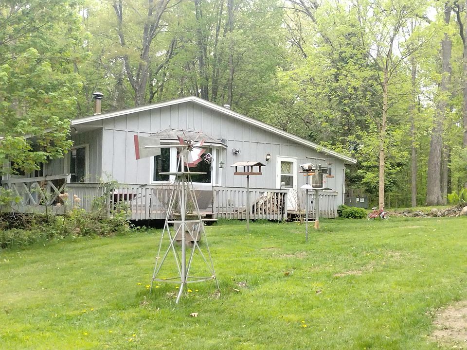 1st image of 28153 E Hardwood Ln