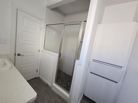 2nd image of 909 W Garrison Dr APT 3
