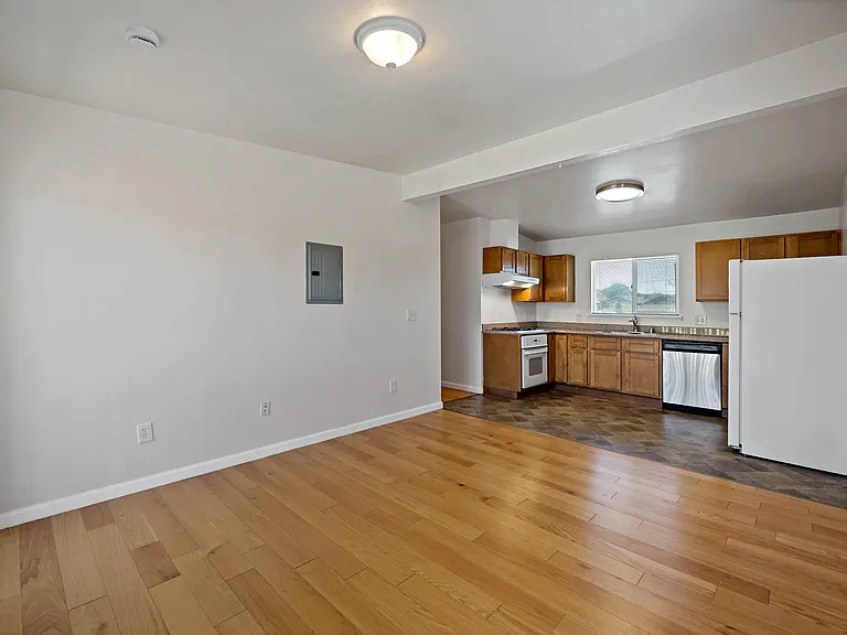 230 Sanford Ave #230 — Photo 13