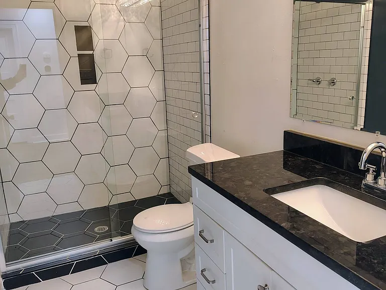 8511 Hayes St — Photo 13