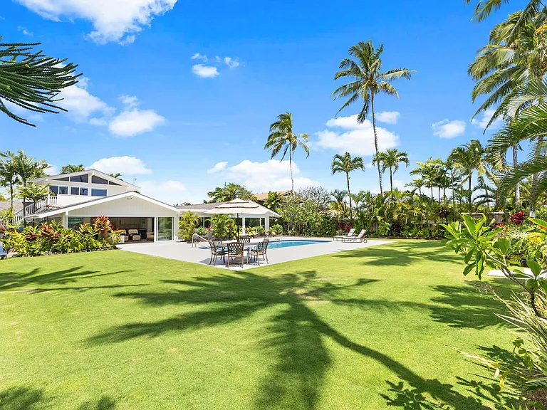 748 Mokapu Rd — Photo 25