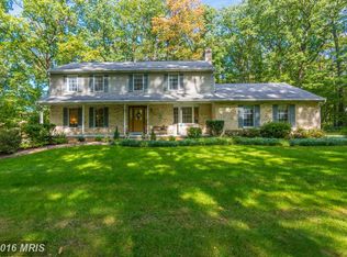 8107 Seneca View Dr, Gaithersburg, MD 20882