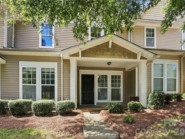 1011 Laparc Ln, Indian Trail, NC 28079