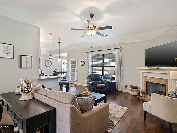 5th image of 4813 Rosewood Cv