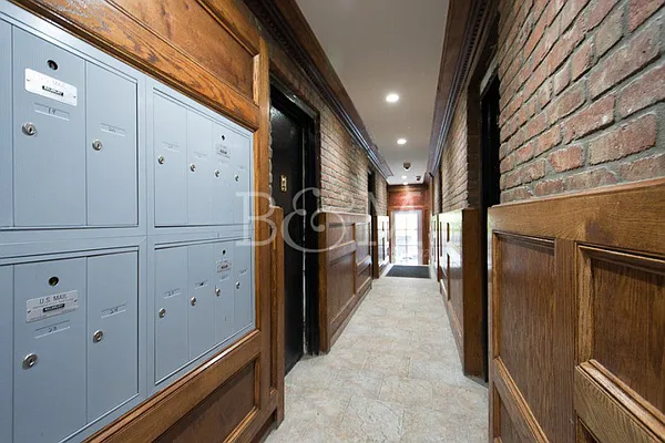 Rented by Brick&Mortar | media 35