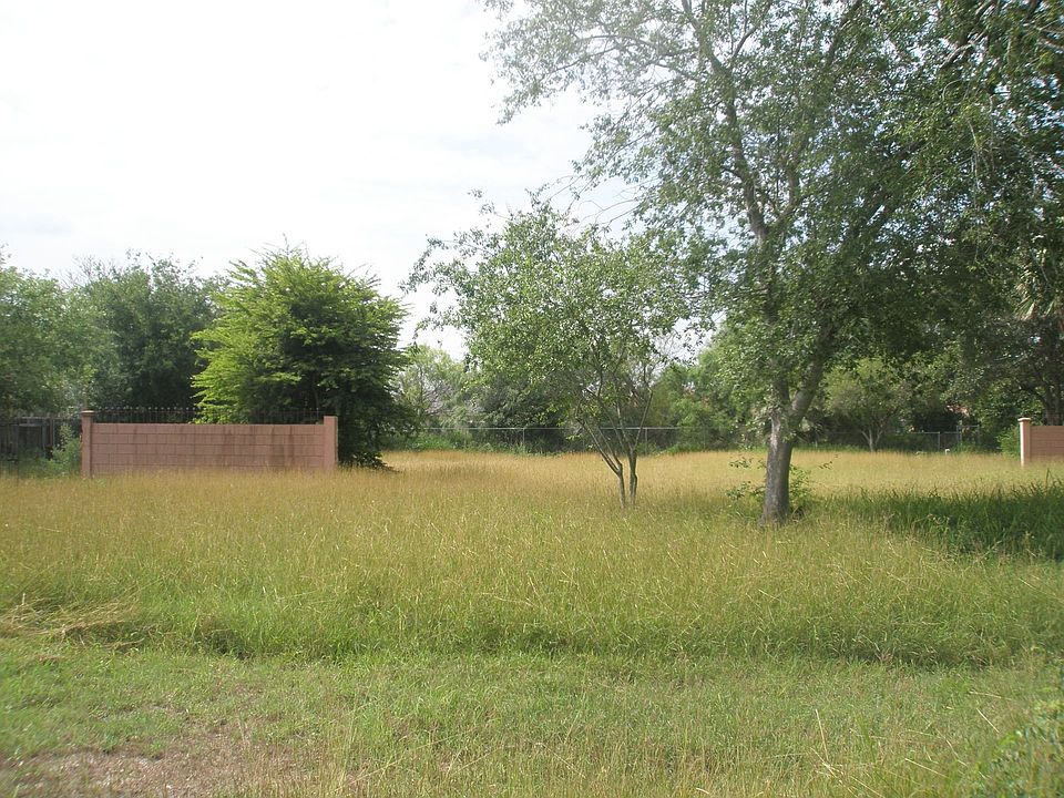 1st image of 4020 Karen Ln