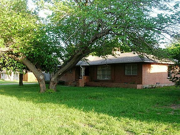 2nd image of 6630 Royal Ln
