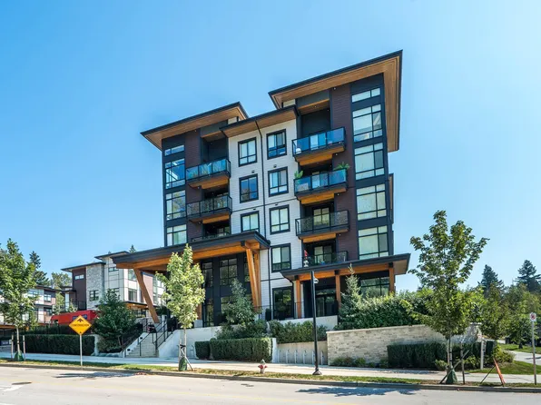 6438 Byrnepark Dr #508, Burnaby, BC V3N 1S7