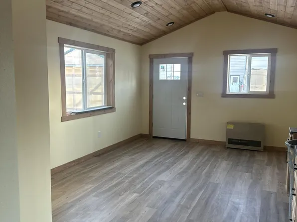36560 Scout Lake Loop Rd, Sterling, AK 99672