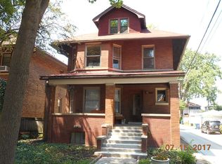 913 Wenonah Ave, Oak Park, IL 60304