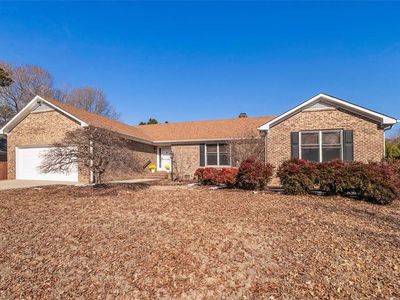 3704 Winged Foot Dr, Greensboro, NC, 27410