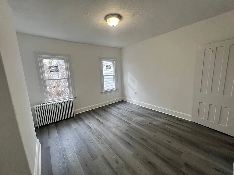 323 Cummings Ave — Photo 10