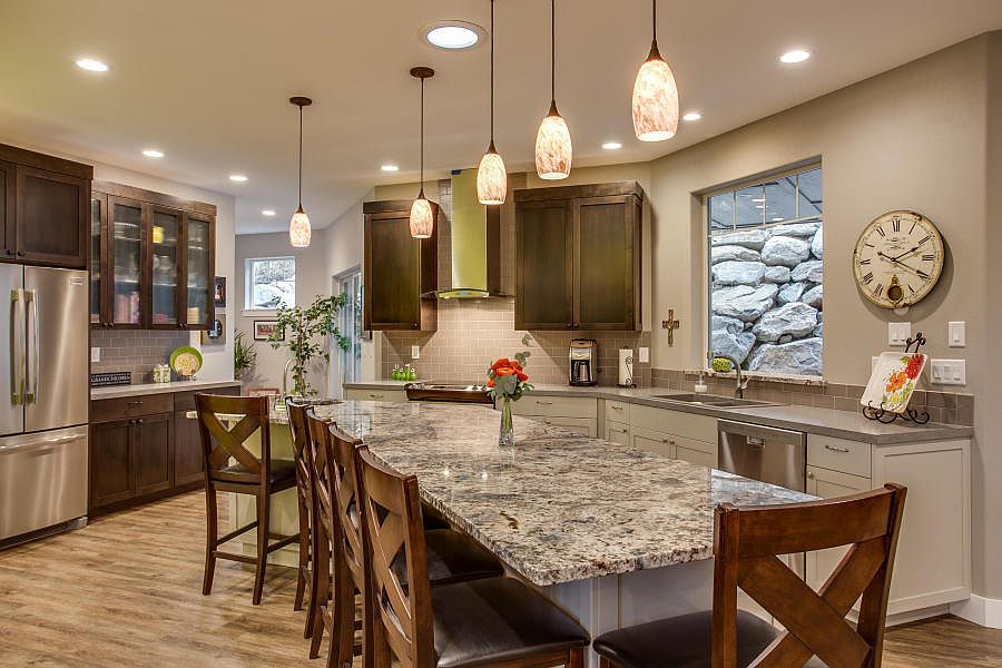 2nd image of 1621 Quail Hollow Ln