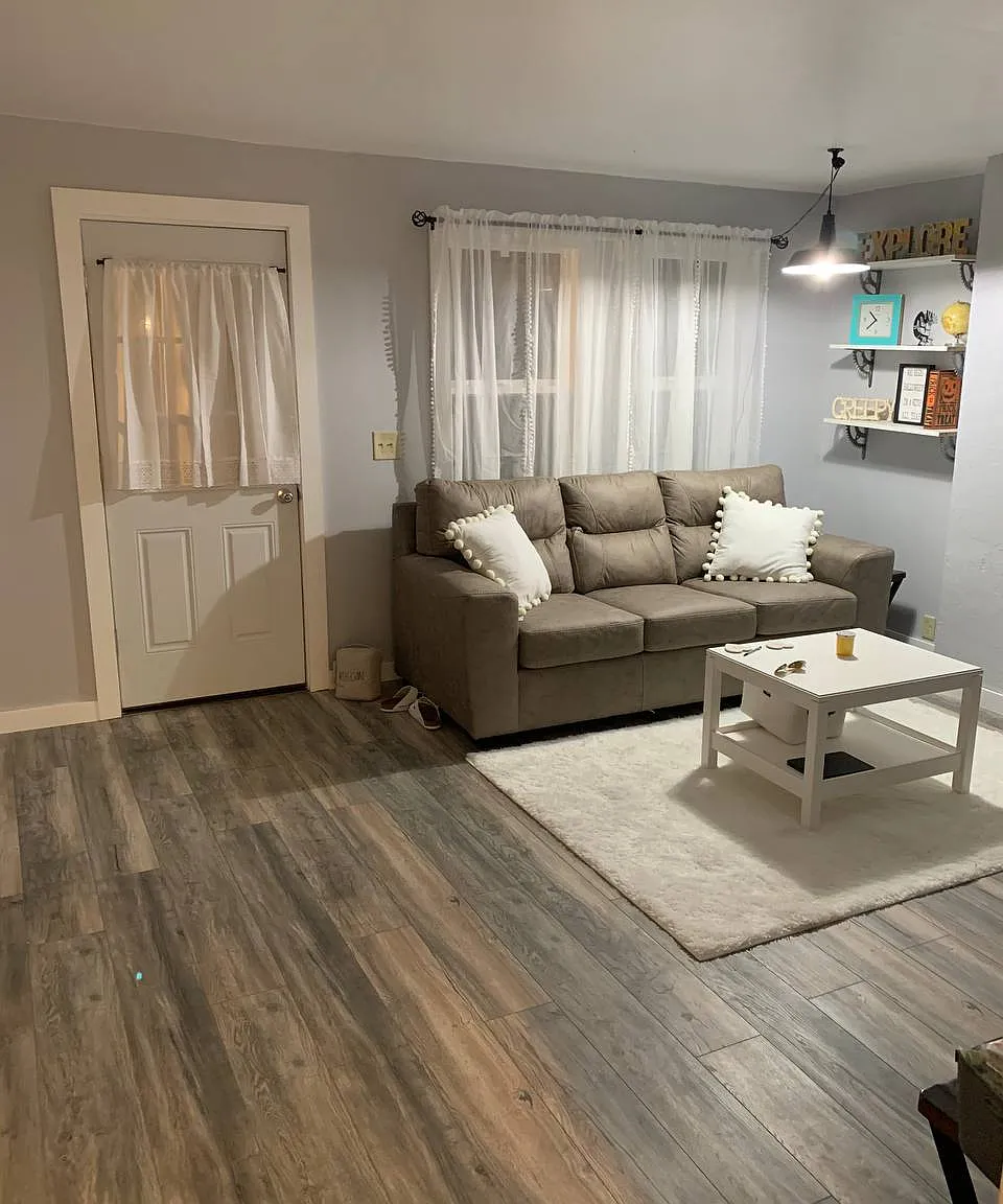 2 bed, $1,250 — Photo 2