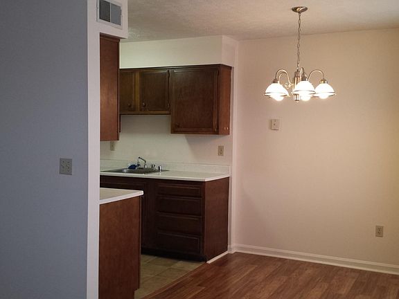 Dining/ Kitchen Areas