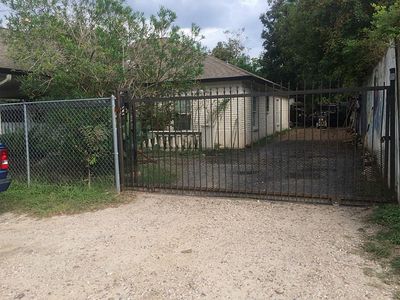 7514 Meadowshire St, Houston, TX, 77037