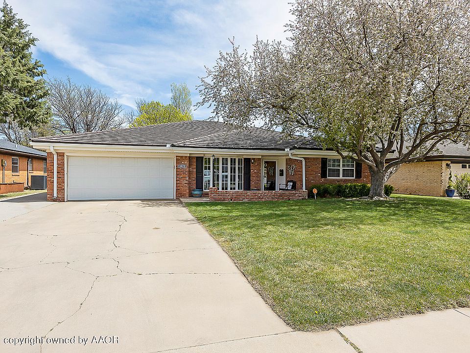1st image of 3923 Puckett Dr