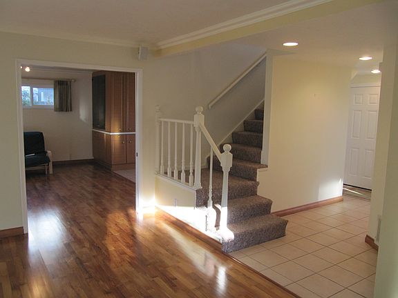 4th image of 3442 Villanova Ave