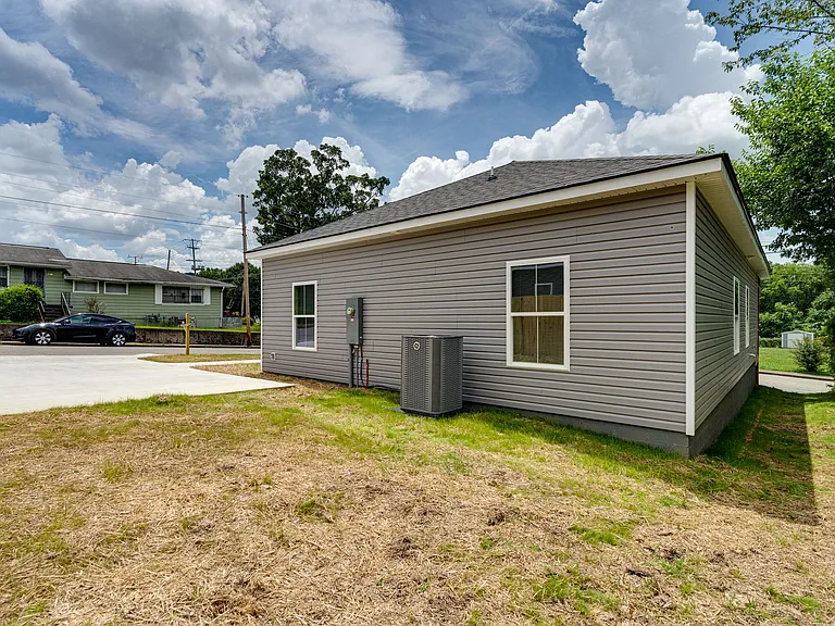 2219 Citico Ave — Photo 25
