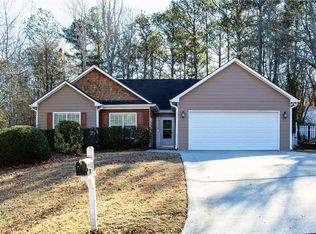 1700 Hampton Walk Dr, Hoschton, GA 30548