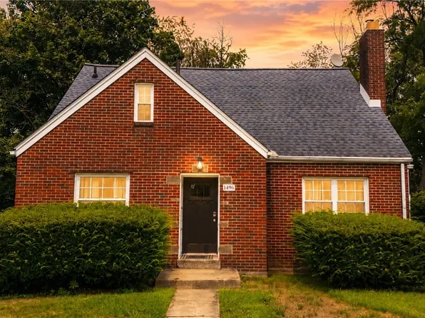 1496 Columbus Cir, Steubenville, OH 43952