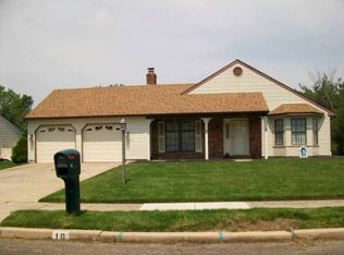 10 S Mars Dr, Sewell, NJ 08080