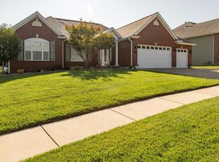 3016 Bear Ridge Dr, Wentzville, MO 63385