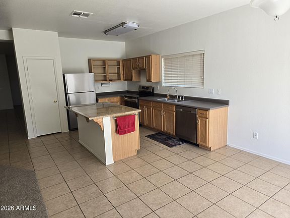 4th image of 6721 S DANIELSON Way