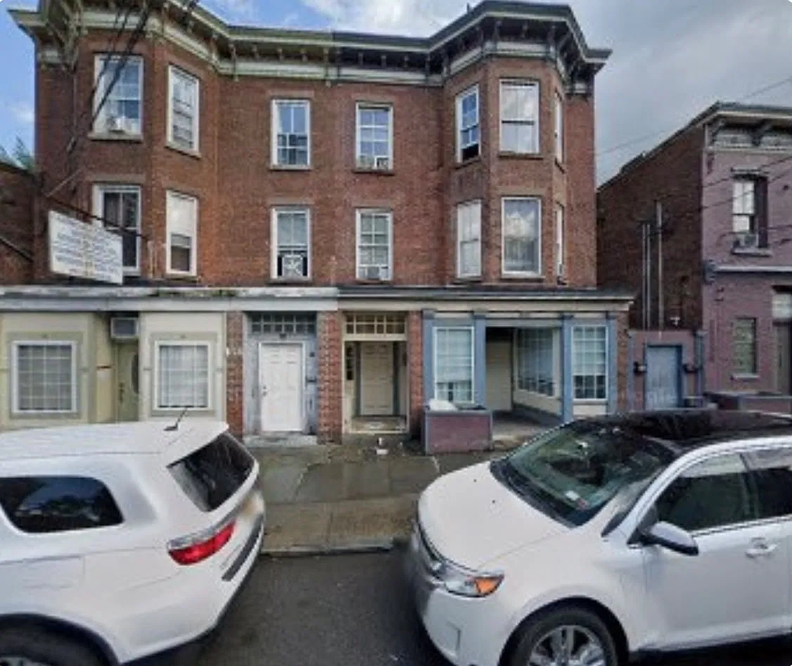 2 bed, $1,650 — Photo 1