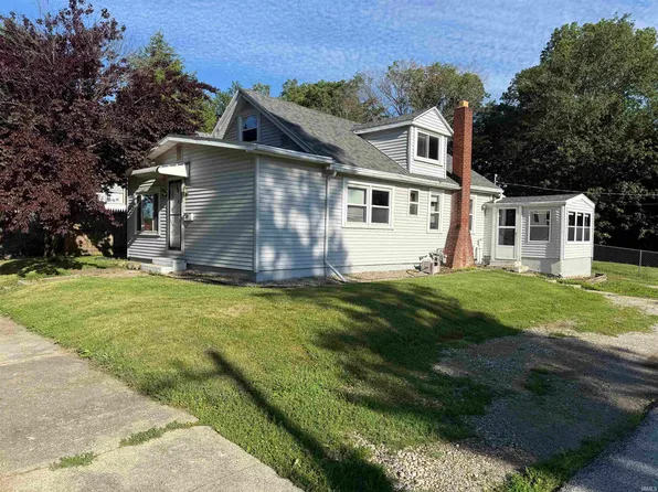 48 McKinstry Ave, Peru, IN 46970
