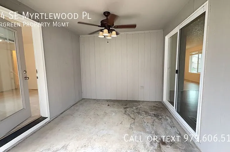 664 SE Myrtlewood Pl — Photo 18