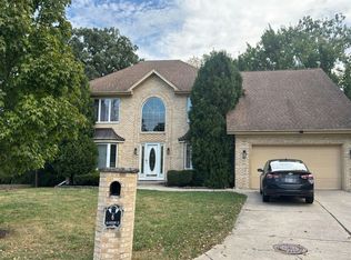 6 Alleghany Ct, Bolingbrook, IL 60440