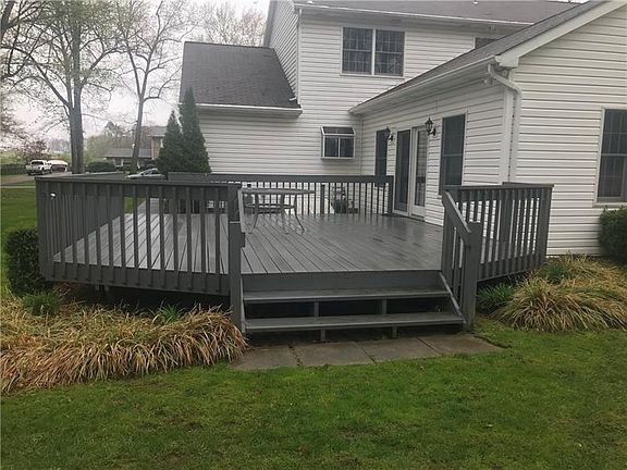 4th image of 135 Winterwood Dr