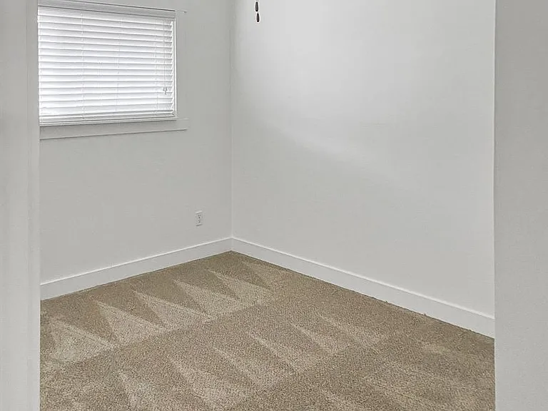 J3 Apartments — Photo 63