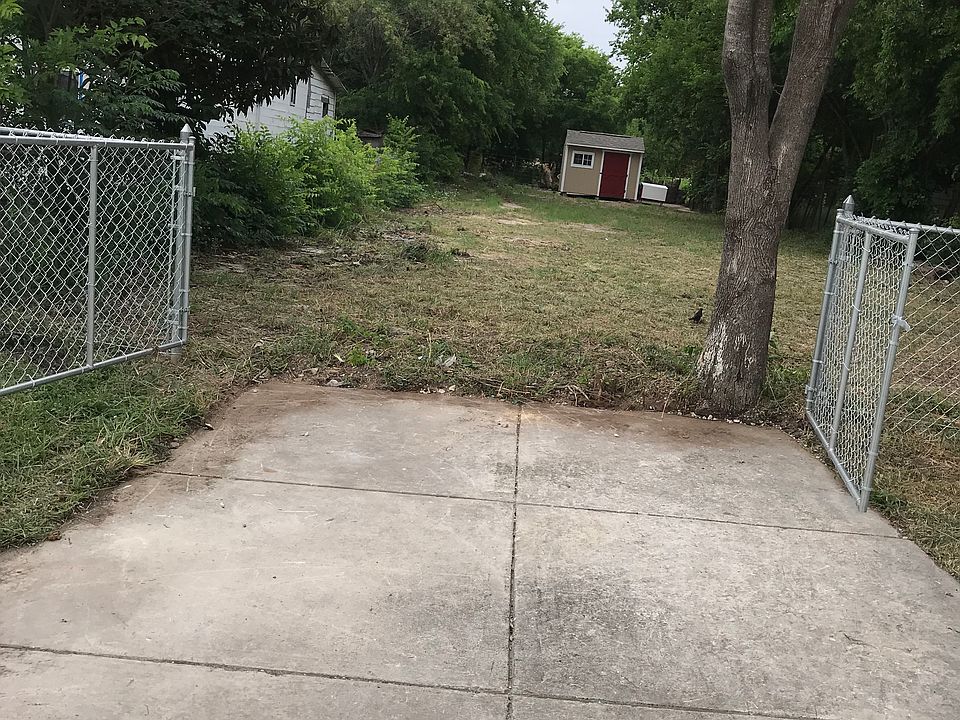 2nd image of 118 Menarby Ct