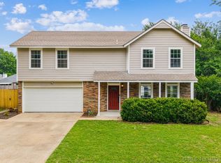 4929 S Poplar Ave, Broken Arrow, OK 74011