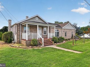 703 10th St, Shenandoah, VA 22849